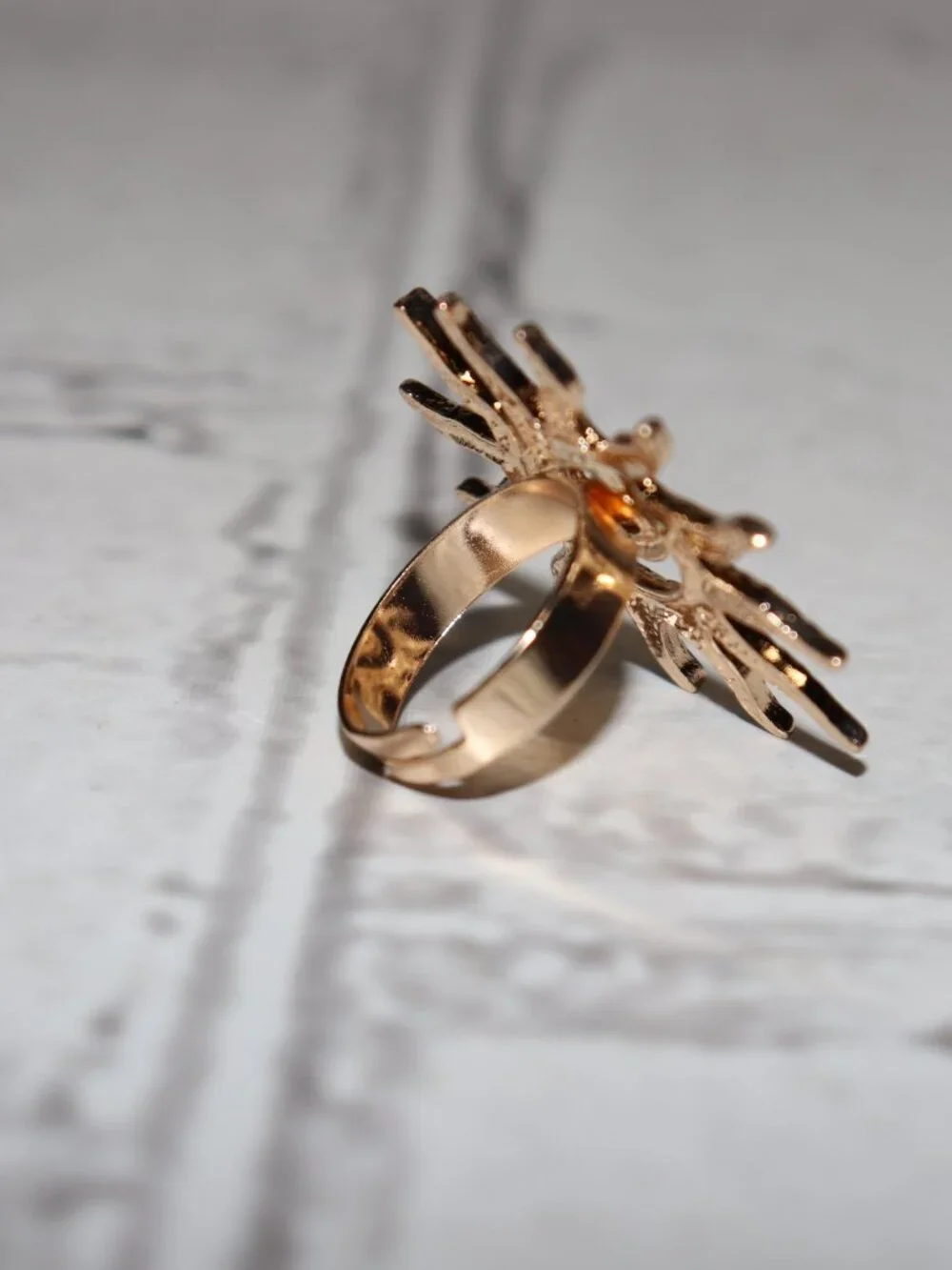 ✨ NWOT Gold Sun Spiral Ring • Adjustable Size 8–9 ✨